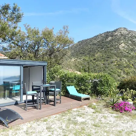 2 Pieces 4 Pers Avec Parking Et Espace Exterieur Au Lavandou - Fr-1-251-792 Apartment Le Lavandou